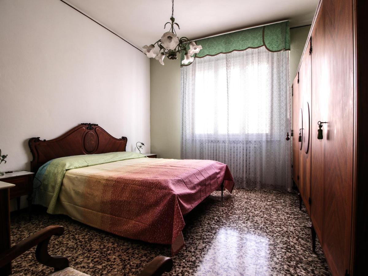Residenza Parco Ducale 2 Apartment ปาร์มา ภายนอก รูปภาพ